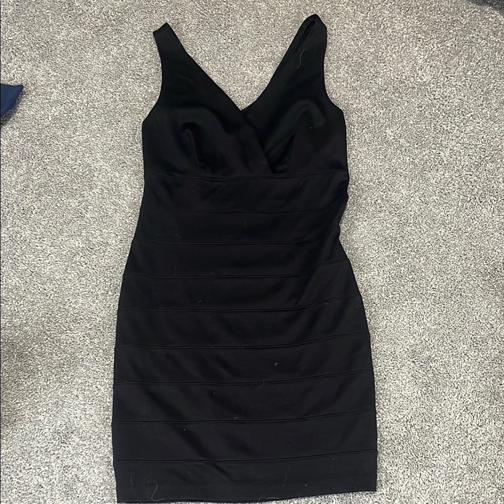 Elegant Black Sleeveless Dress